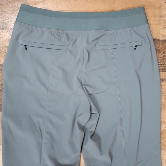 Athleta Womens 10P Cosmic Kick Flare Pull On Pant Metropolis‎ Gray Casual 981485 - Picture 6 of 13